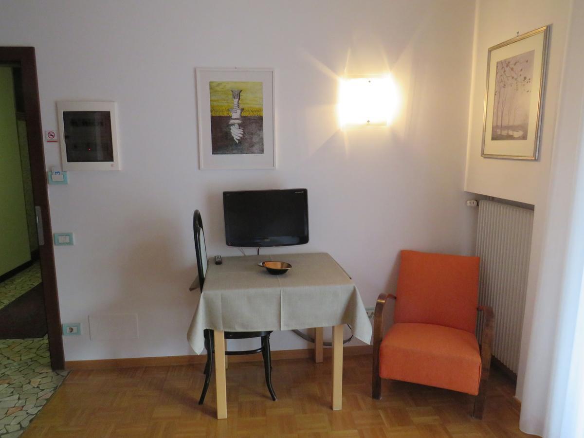 Garni Domus Mea Hotel Мерано Екстериор снимка