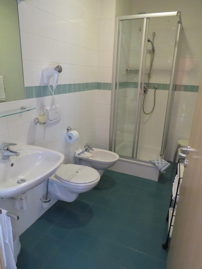 Garni Domus Mea Hotel Мерано Екстериор снимка