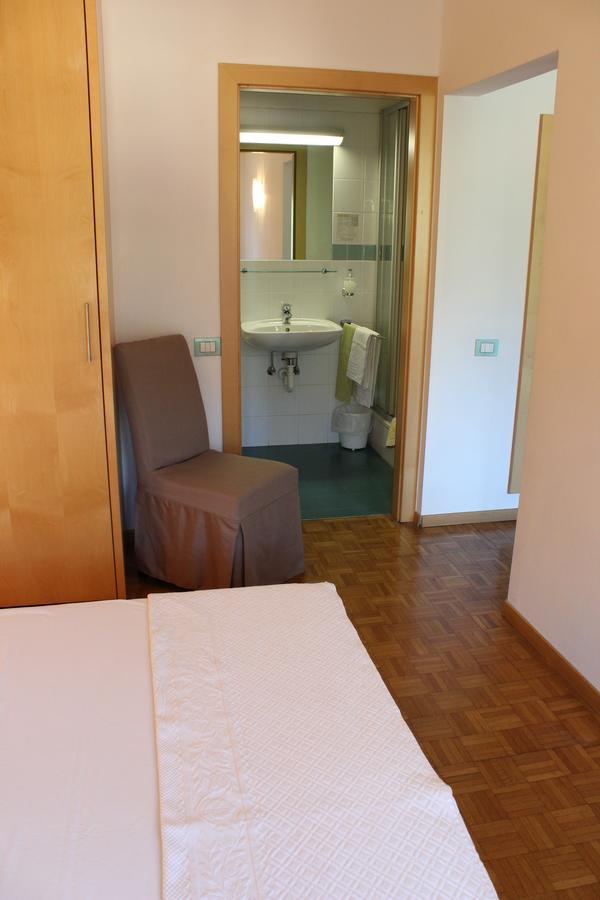 Garni Domus Mea Hotel Мерано Екстериор снимка