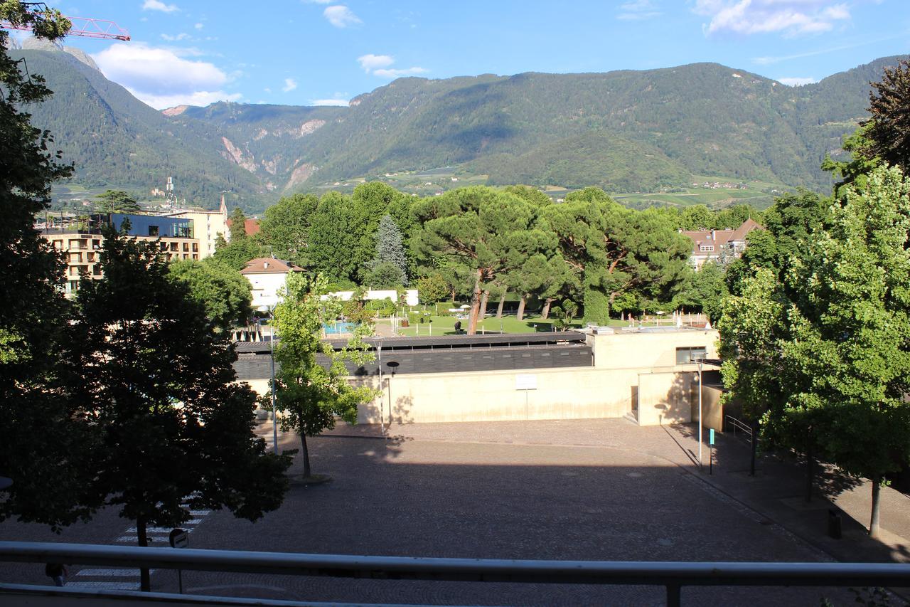 Garni Domus Mea Hotel Мерано Екстериор снимка